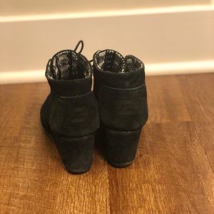 Toms Black Wedge
